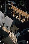 Les Hospices de Beaune (15eme)- Toits Bourguignons multicolores