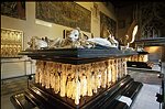 Tombeau de Philippe le Hardi : Musee des Beaux Arts de Dijon.