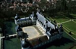Chateau de Tanlay (douves)