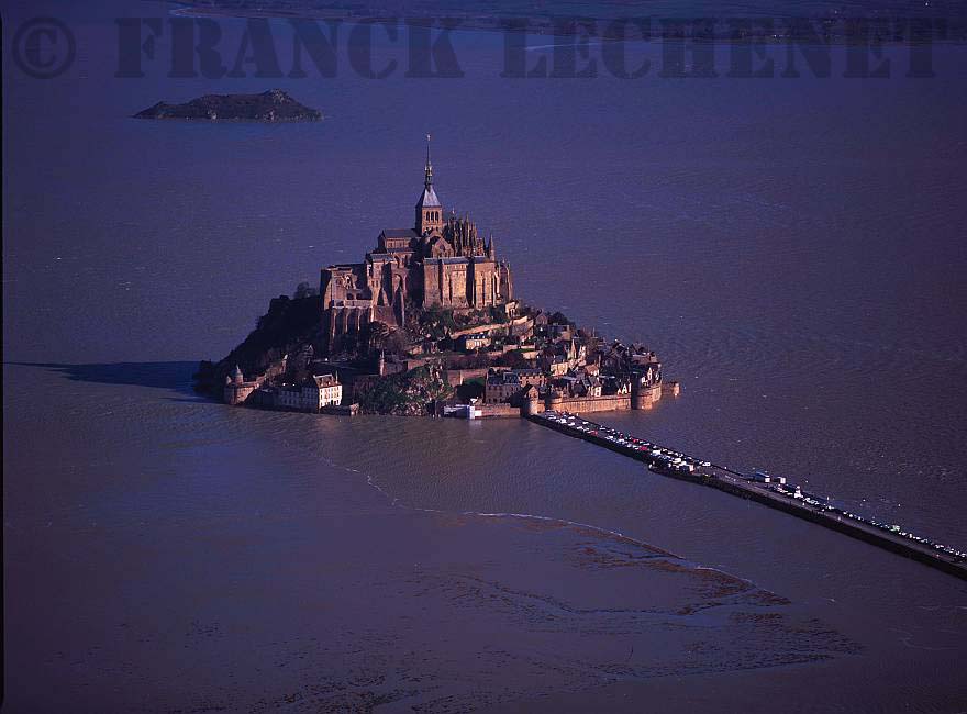 MontStMichel02